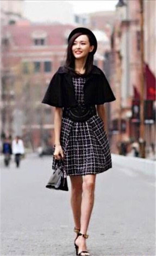 經(jīng)典黑白紋格，無論是新晉花旦孫怡，還是時尚老人唐嫣都青睞于它！