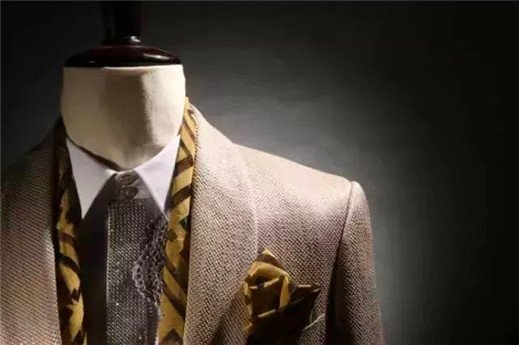 什么是服裝定制？揭秘量體技術(shù)與現(xiàn)代服裝定制。