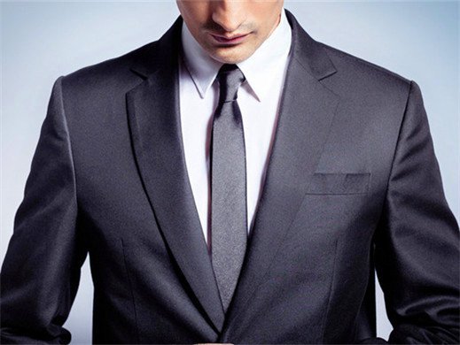 西服搭配什么鞋子好看呢分享四款沉穩(wěn)大氣的搭配技巧